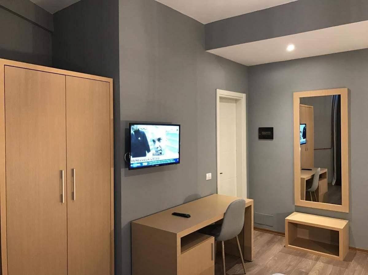 Arc Tirana 3*