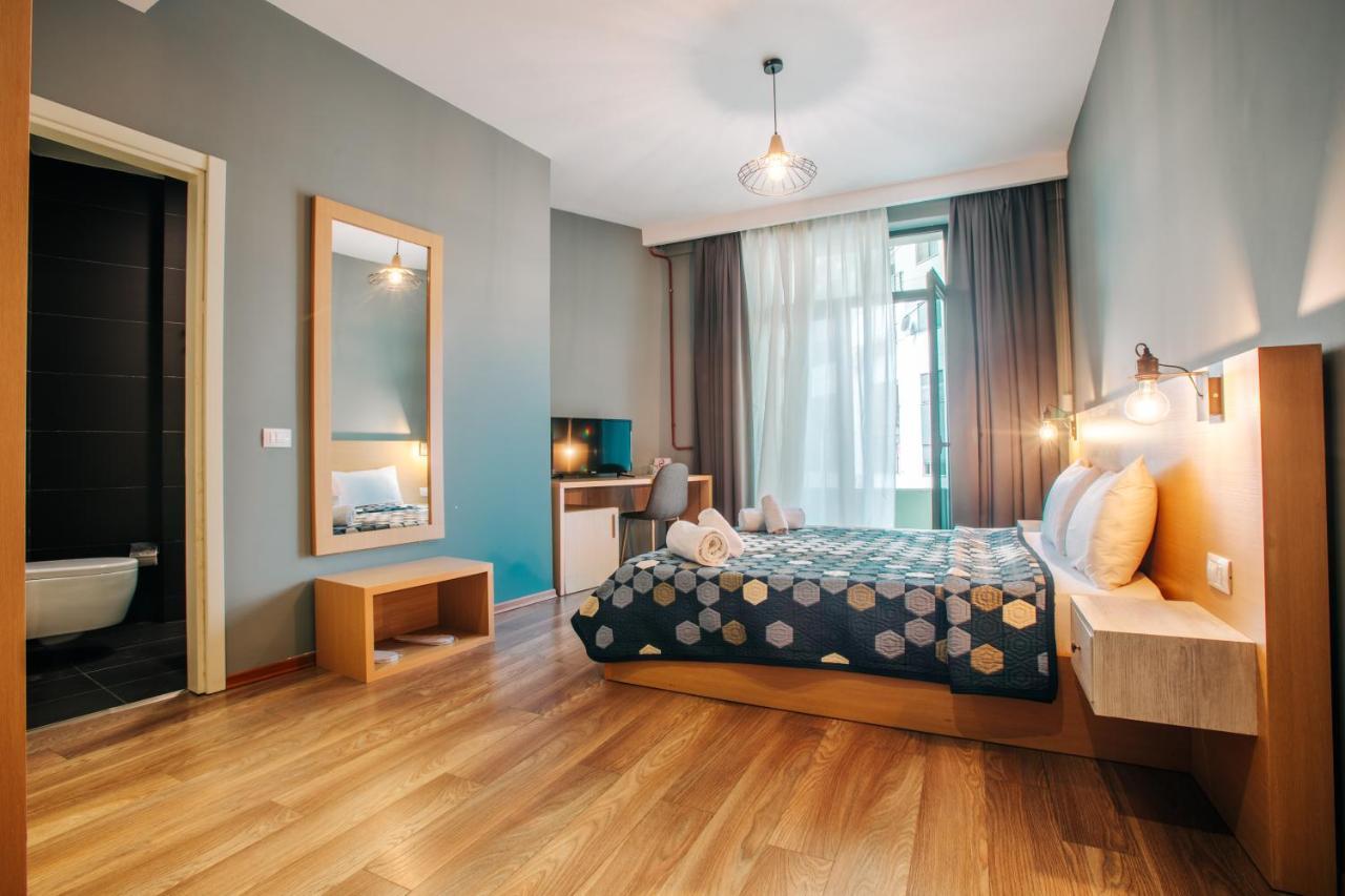 Hotel Arc Tirana 3*