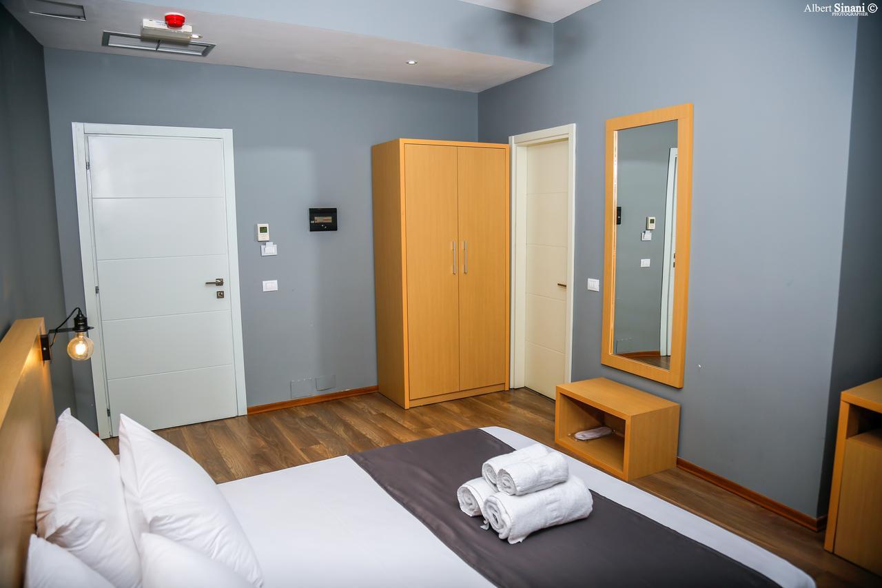 Arc Tirana 3*